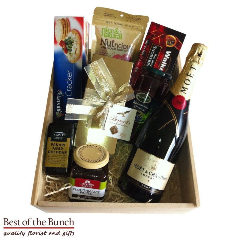 Gift Box Gourmet Food Deluxe With Wine or Drinks - Best of the Bunch Florist Wellington