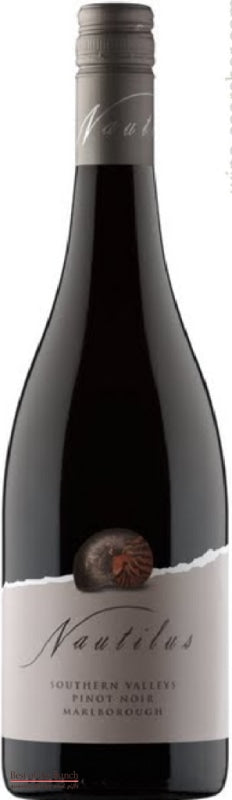 Nautilus Southern Valleys Marlborough Pinot Noir - Wine Delivered In A Wine Gift Bag / Box - Best of the Bunch Florist Wellington